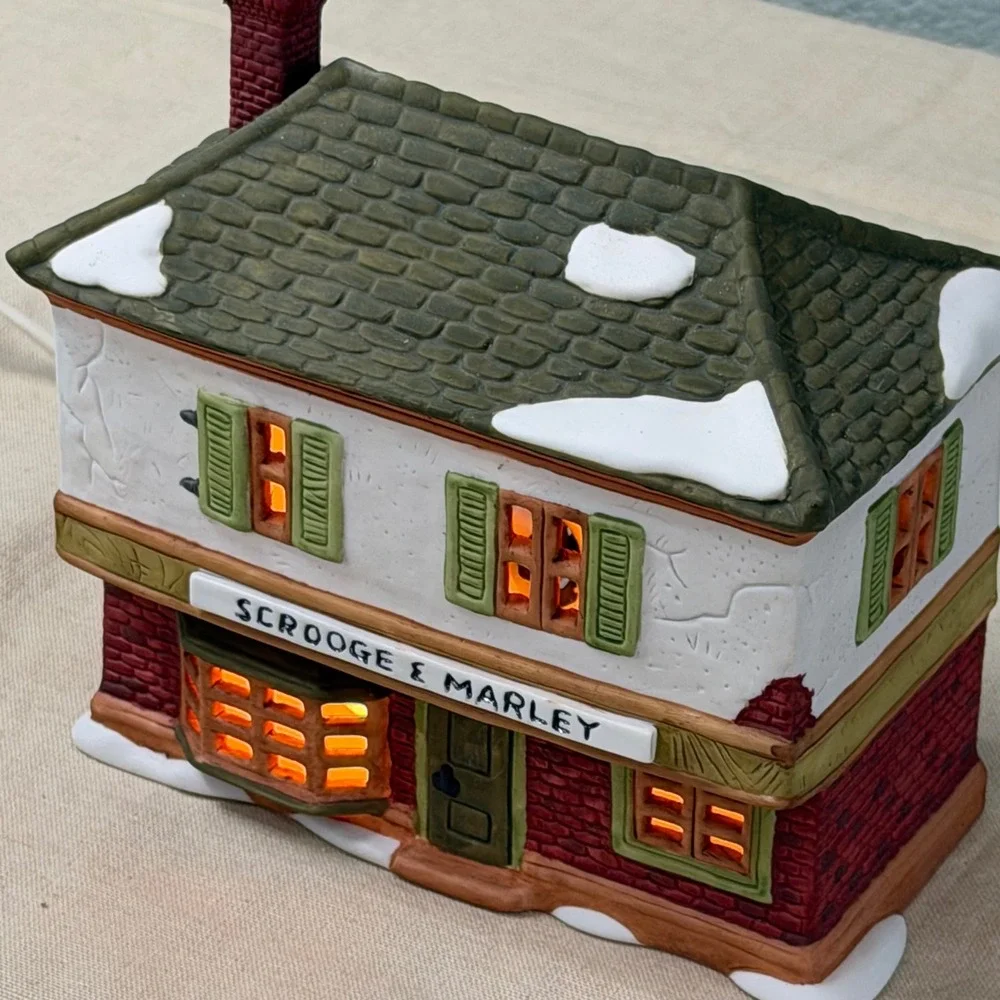 Department 56 Scrooge & Marley Counting House Dickens Village Porcelain 1986